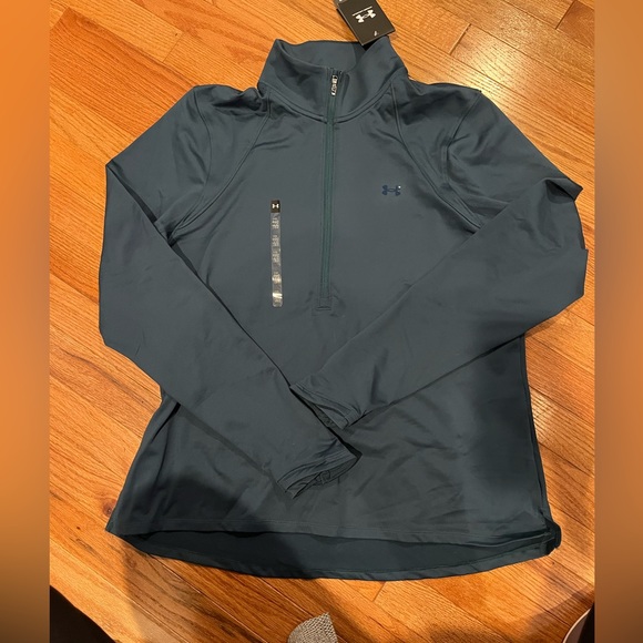 Under Armour - Picture 2 of 4